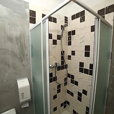 De France Hotel 2*